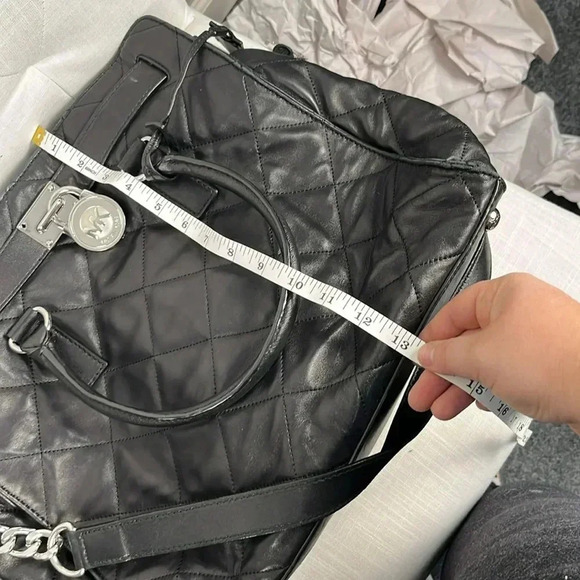 Michael Kors Large Quilted Leather Hamilton Tote Bag Black w/ Matching Wallet - Picture 6 of 12